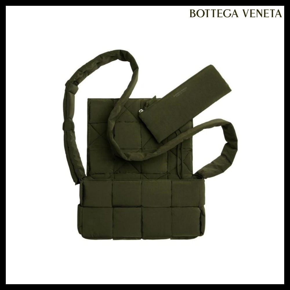 【BOTTEGA VENETA】Padded Tech Cassette Bag Camping