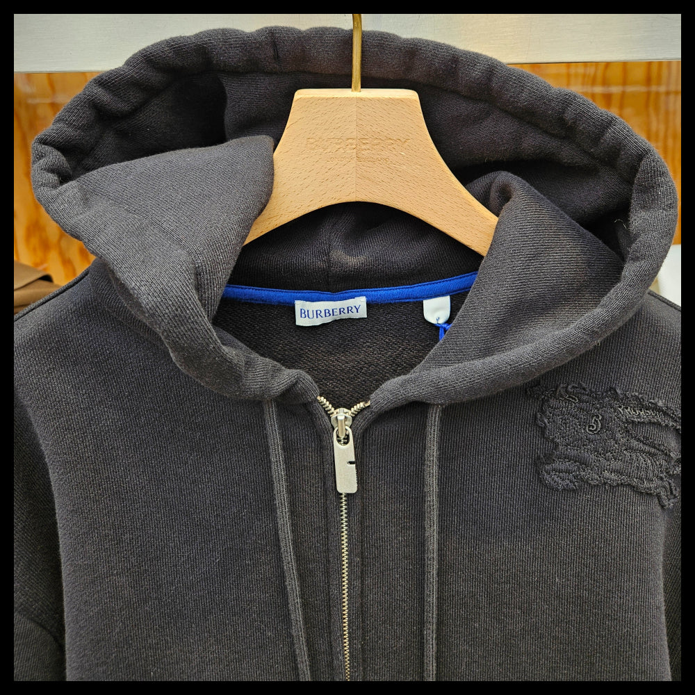 【Burberry】ES24 EKD Logo Embroidered Cotton Zip Hoodie