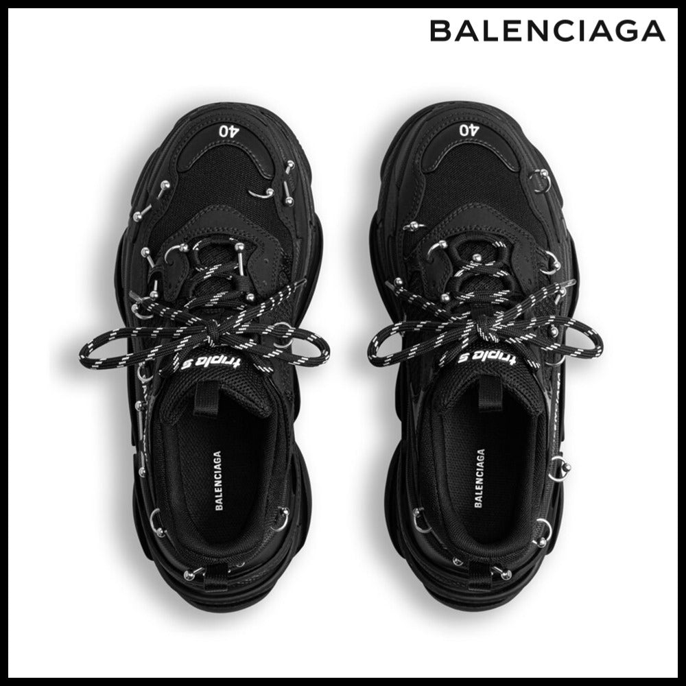 【BALENCIAGA】Triple S Sneaker Piercings Black Polyurethane
