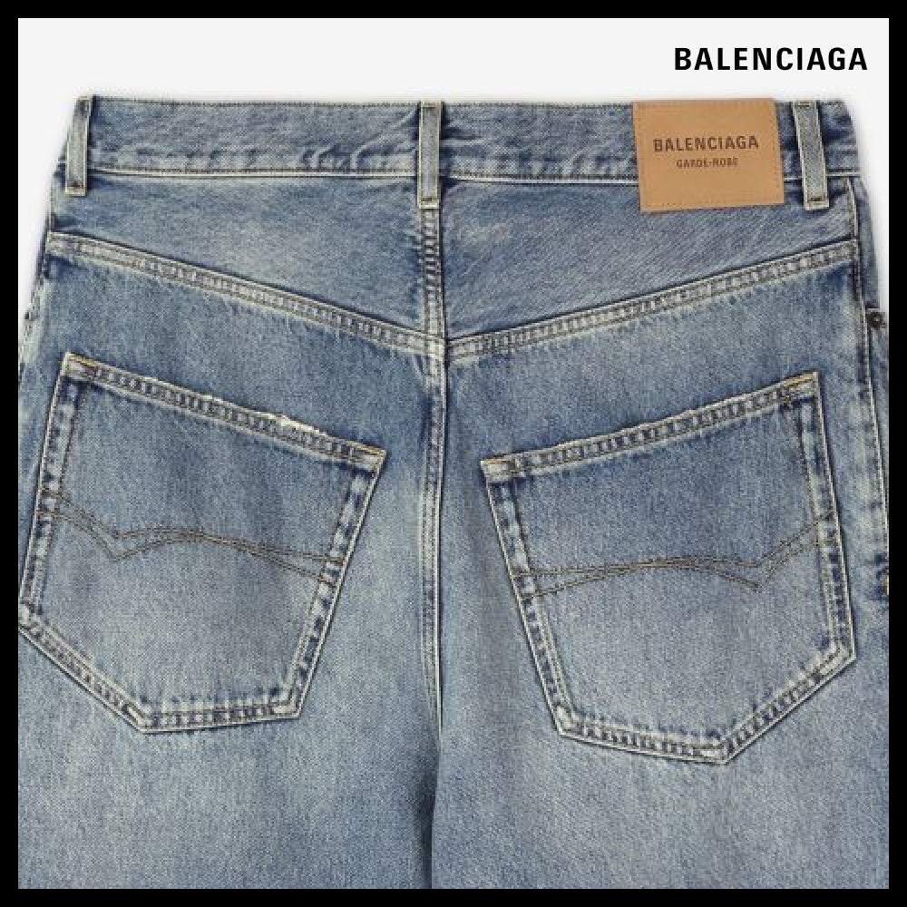 【BALENCIAGA】Baggy Denim Pants Sunbleached Blue