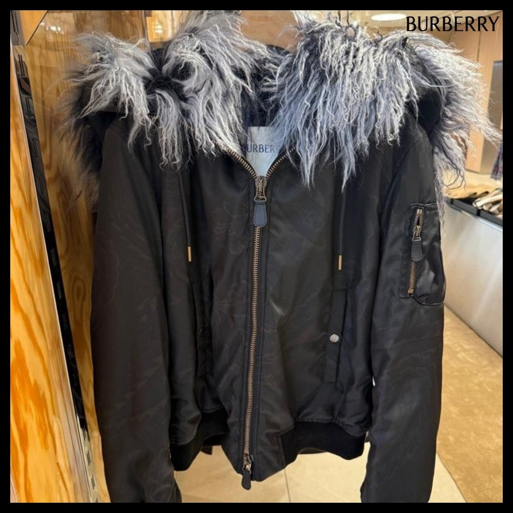 【Burberry】B Shield Shearling Fur Bomber Jacket Shadow