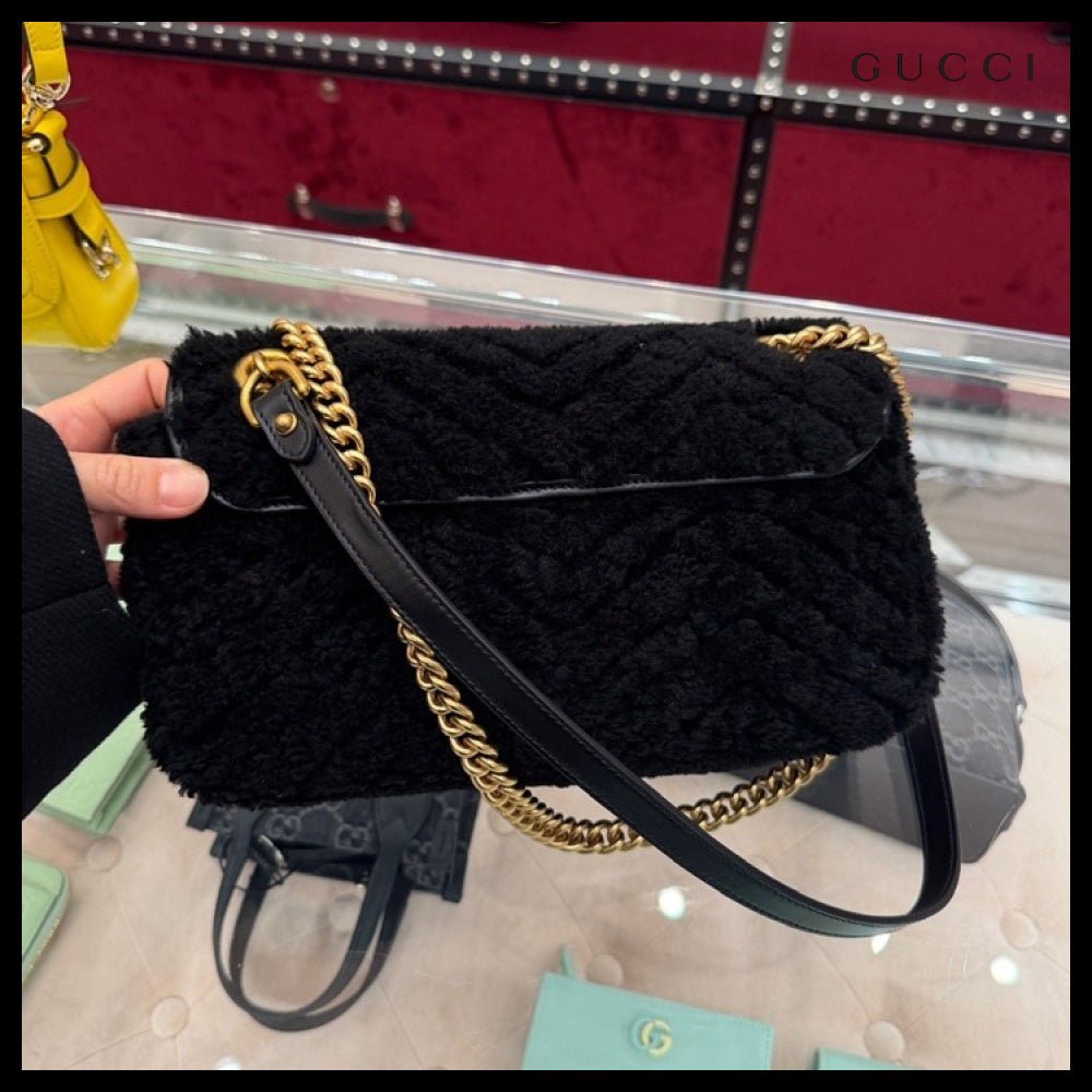 【GUCCI】GG Marmont Shearling Small Shoulder Bag Black