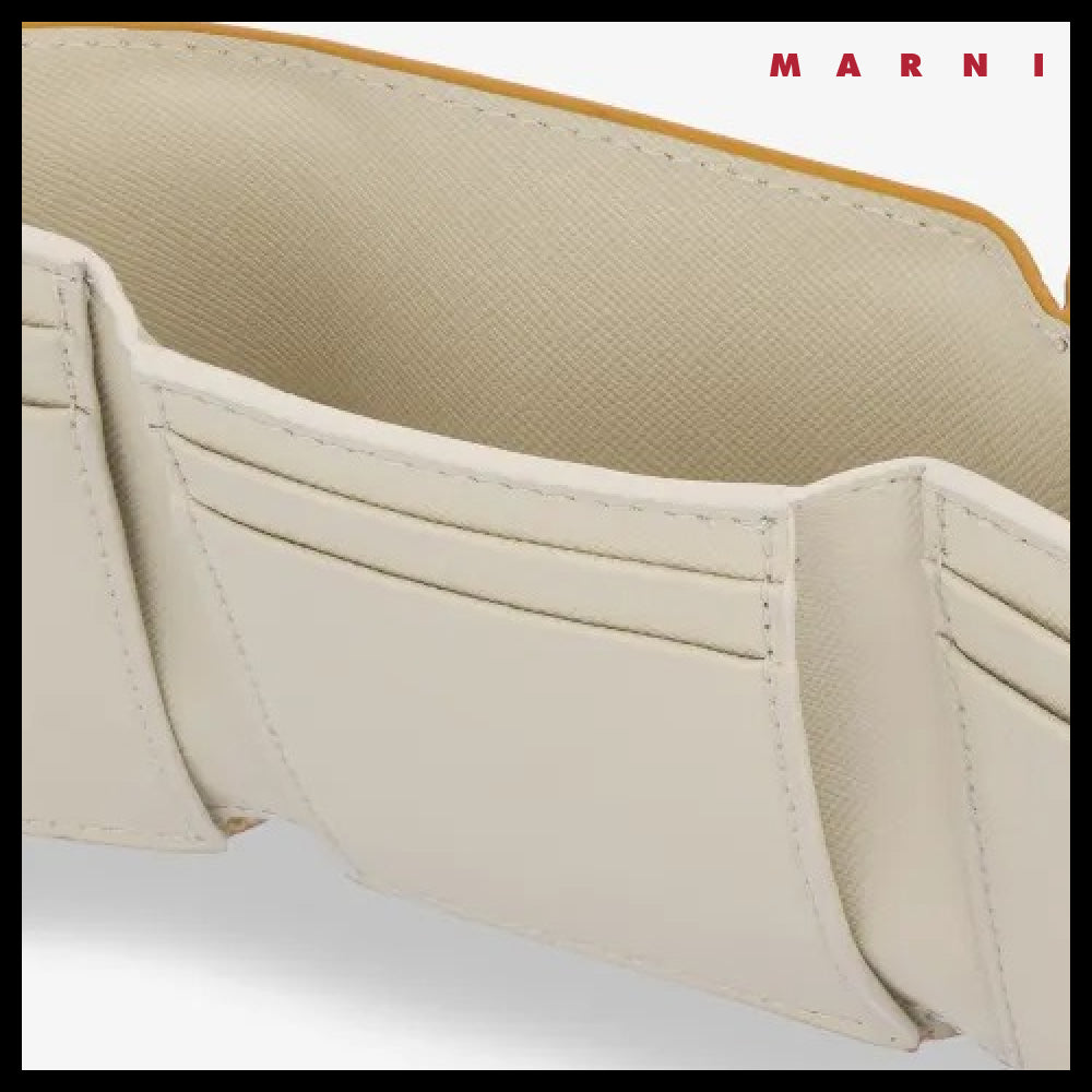 【MARNI】Trifold Wallet Papaya Pearl