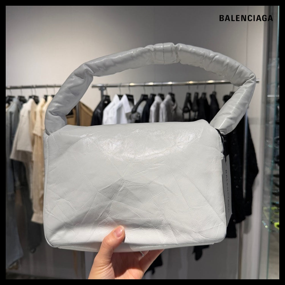 ★Balenciaga アウトレット セール ★Monaco Small Sling Bag