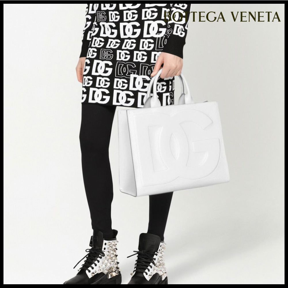 【Dolce & Gabbana】White Handbag in Smooth Leather