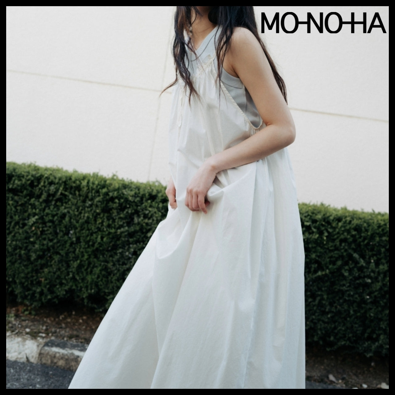 【MONOHA】Gathered Drawstring Sleeveless Dress 2 Colors