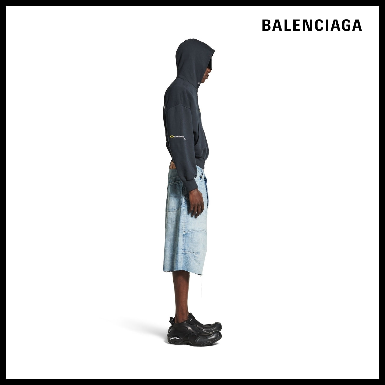 【BALENCIAGA】Men’s Knee Dart Slim-Fit Shorts