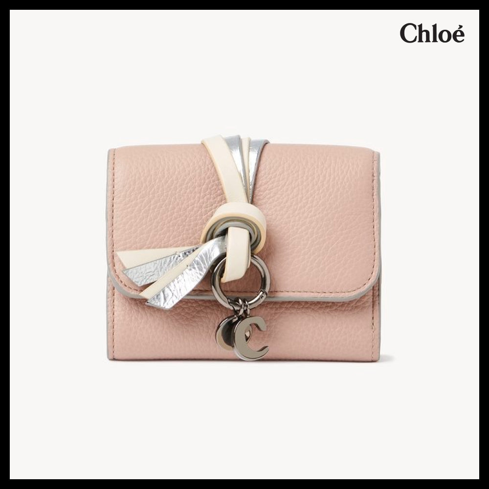 【Chloe】Alphabet Small Trifold Wallet Powder Beige