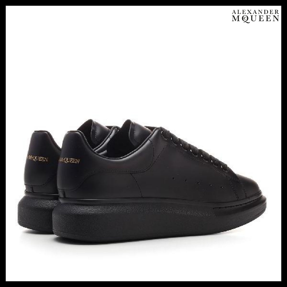 【Alexander Mcqueen】Black Oversized Sneakers