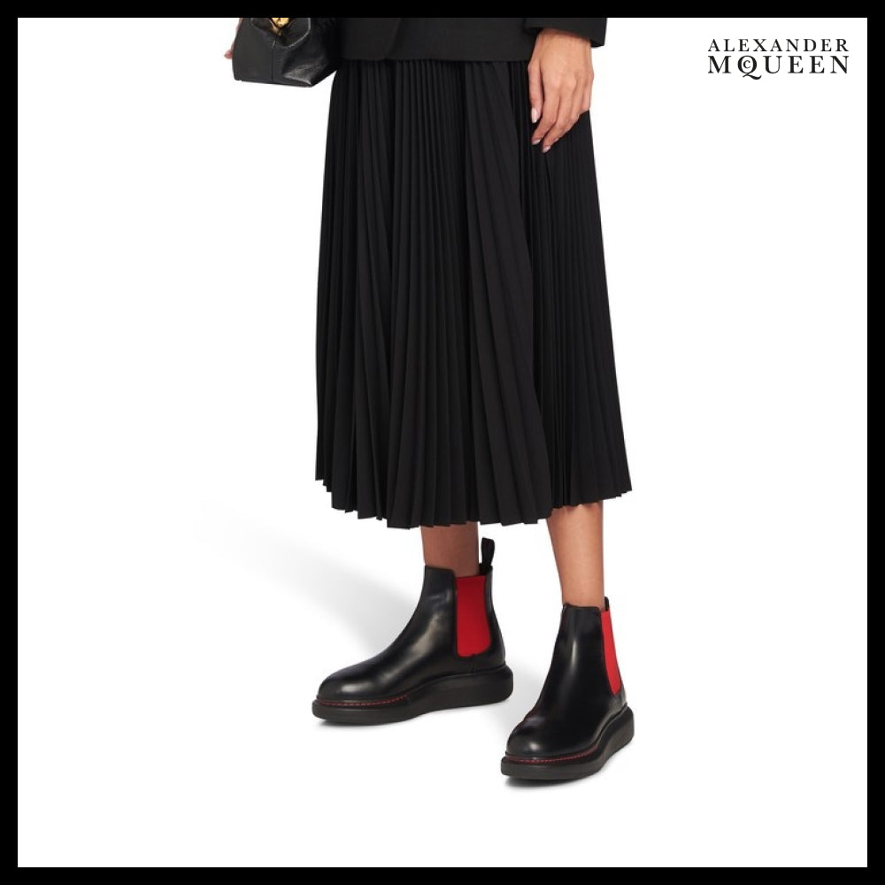 【Alexander Mcqueen】Hybrid Chelsea Boots in Black/Red