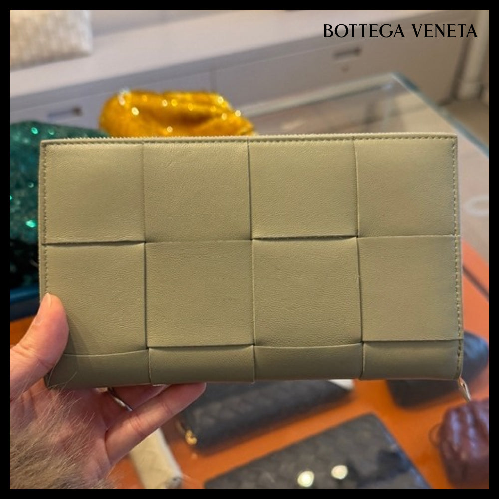 【BOTTEGA VENETA】Intreccio Nappa Leather LongWallet