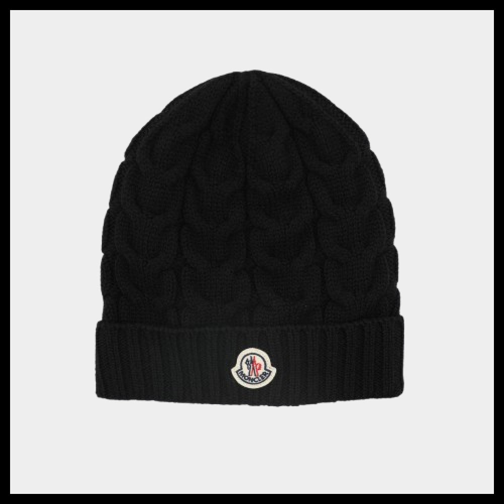 【MONCLER】Patch logo cable knit wool beanie