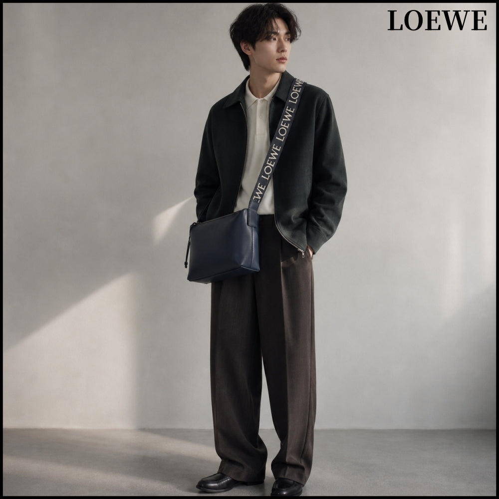 【LOEWE】Cubi Crossbody Bag