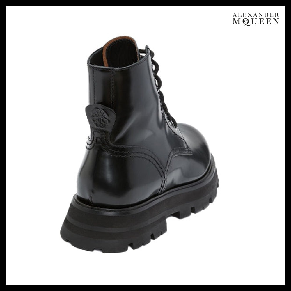 【Alexander Mcqueen】Wander Boots in Black