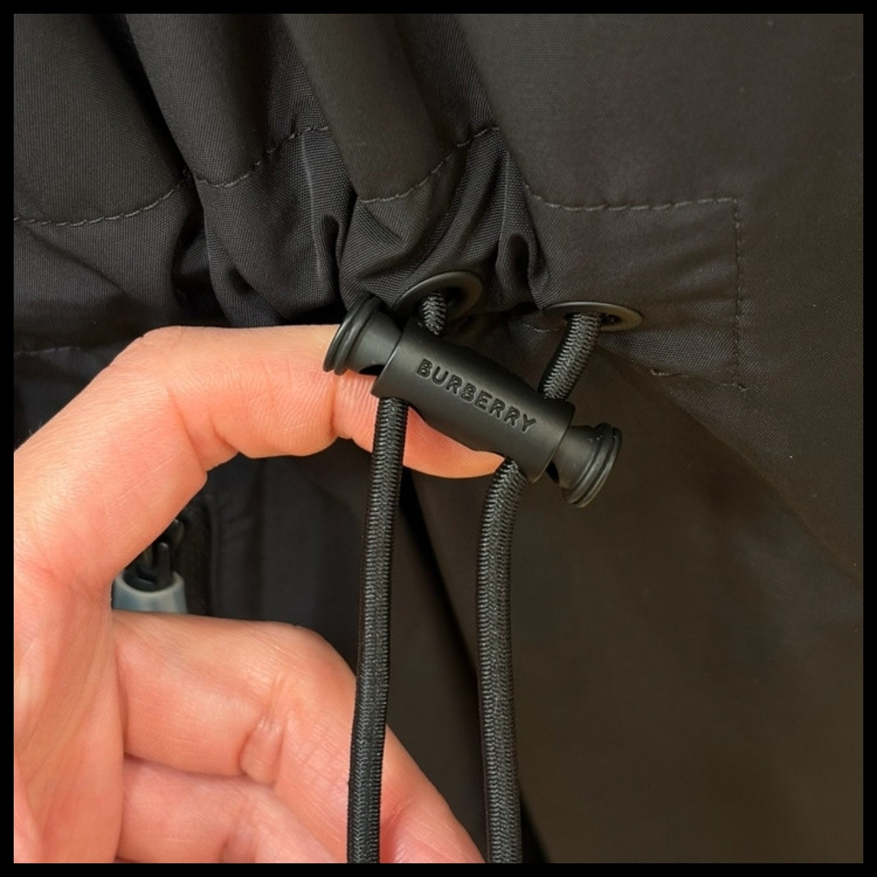 【Burberry】New Birley Internal EKD Drawstring Hooded Zip Up