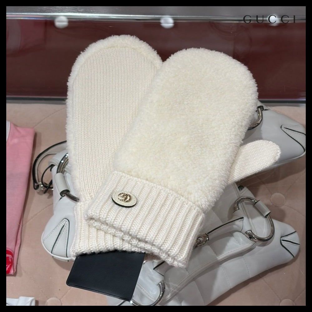 【GUCCI】GG Marmont Cashmere Knit Mittens White