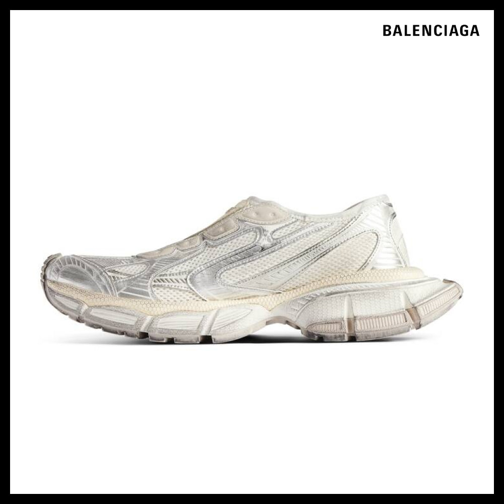 【BALENCIAGA】3XL Slip On Sneakers Eggshell