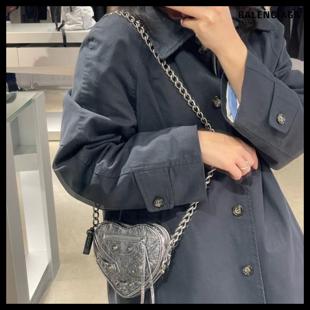 【BALENCIAGA】Metallic Lambskin Mini Heart Shoulder Bag