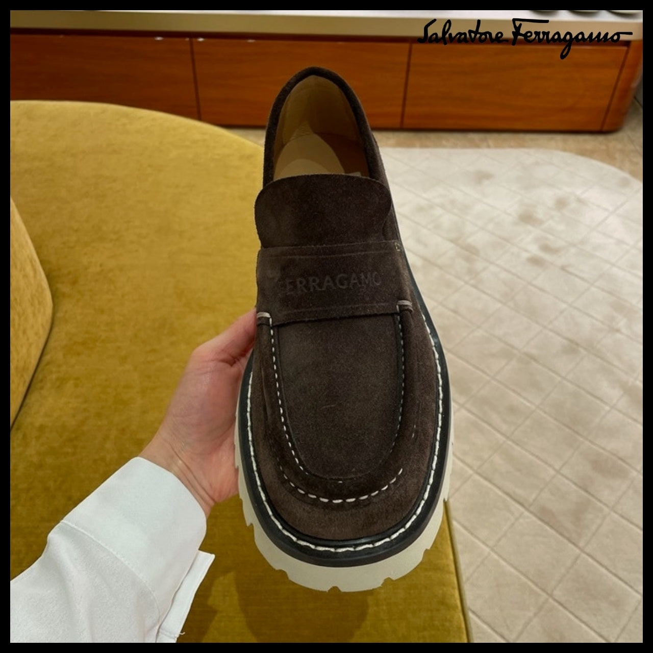 【FERRAGAMO】FERGAL SUEDE CHUNKY LOAFERS BROWN