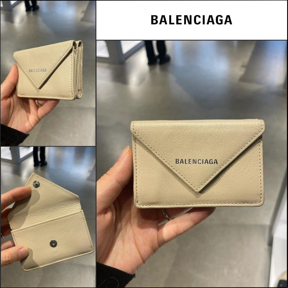 【BALENCIAGA】Smooth Calf Mini Wallet Light Beige