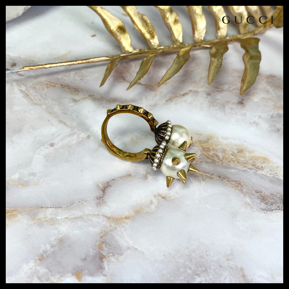 【GUCCI】Double Glass Pearl Stud Ring White Gold