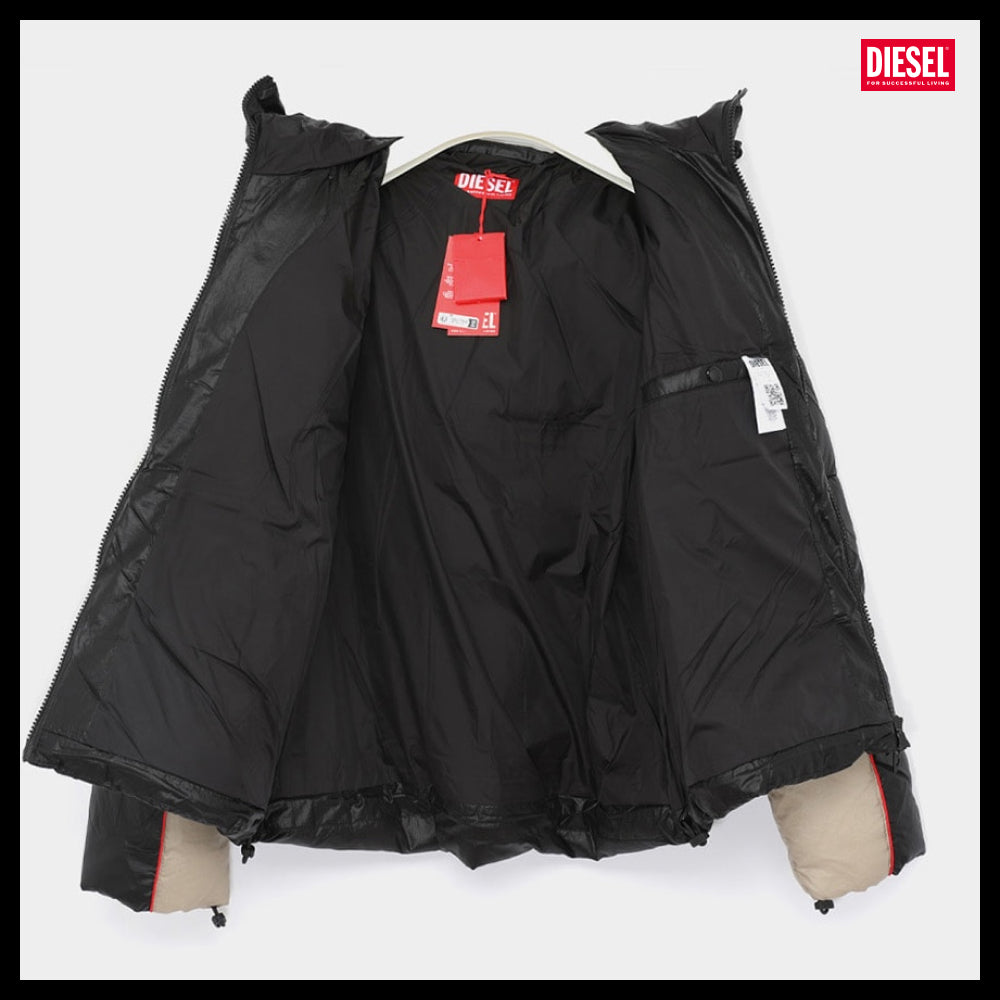 【DIESEL】Shiny ripstop hooded puffer jacket