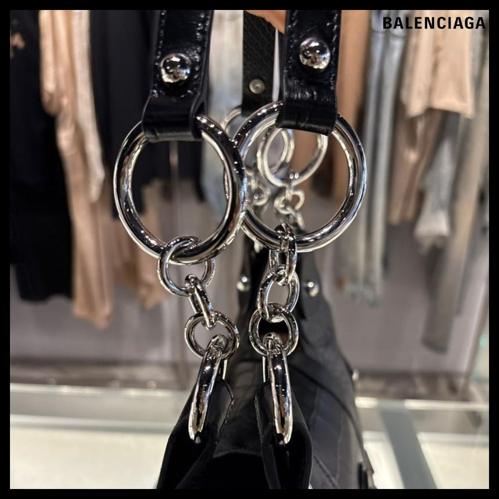 【BALENCIAGA】Essex Medium Bowling Bag