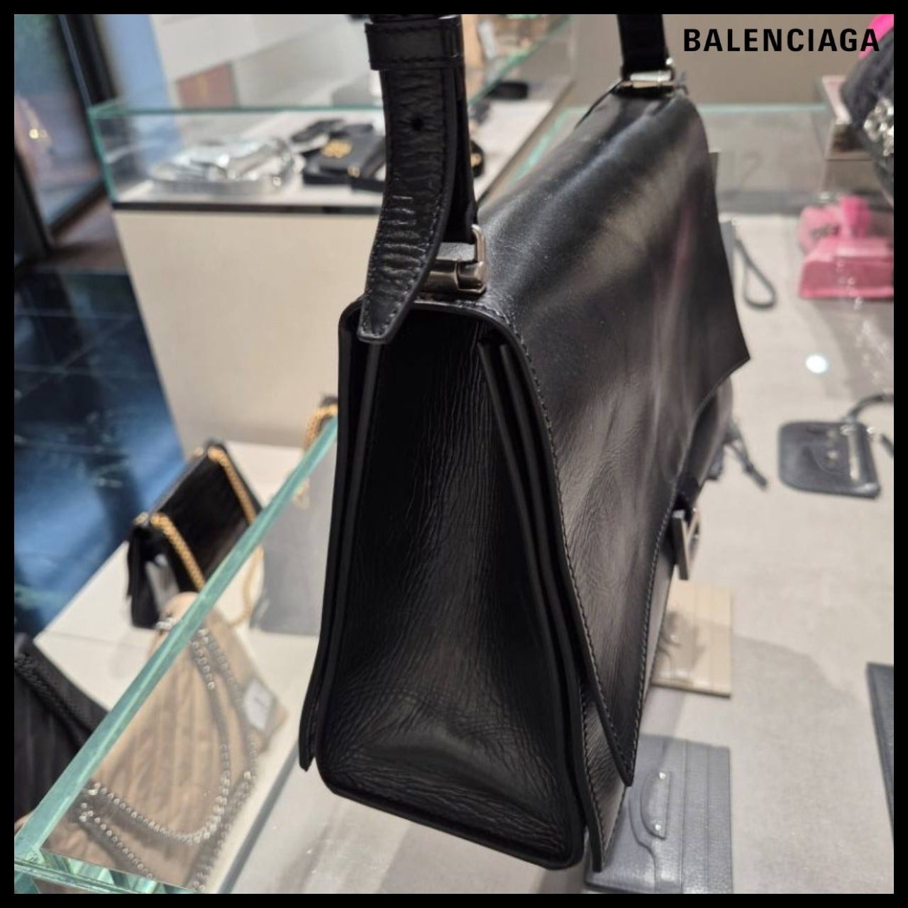 【BALENCIAGA】Crush Medium Sling Bag in Black
