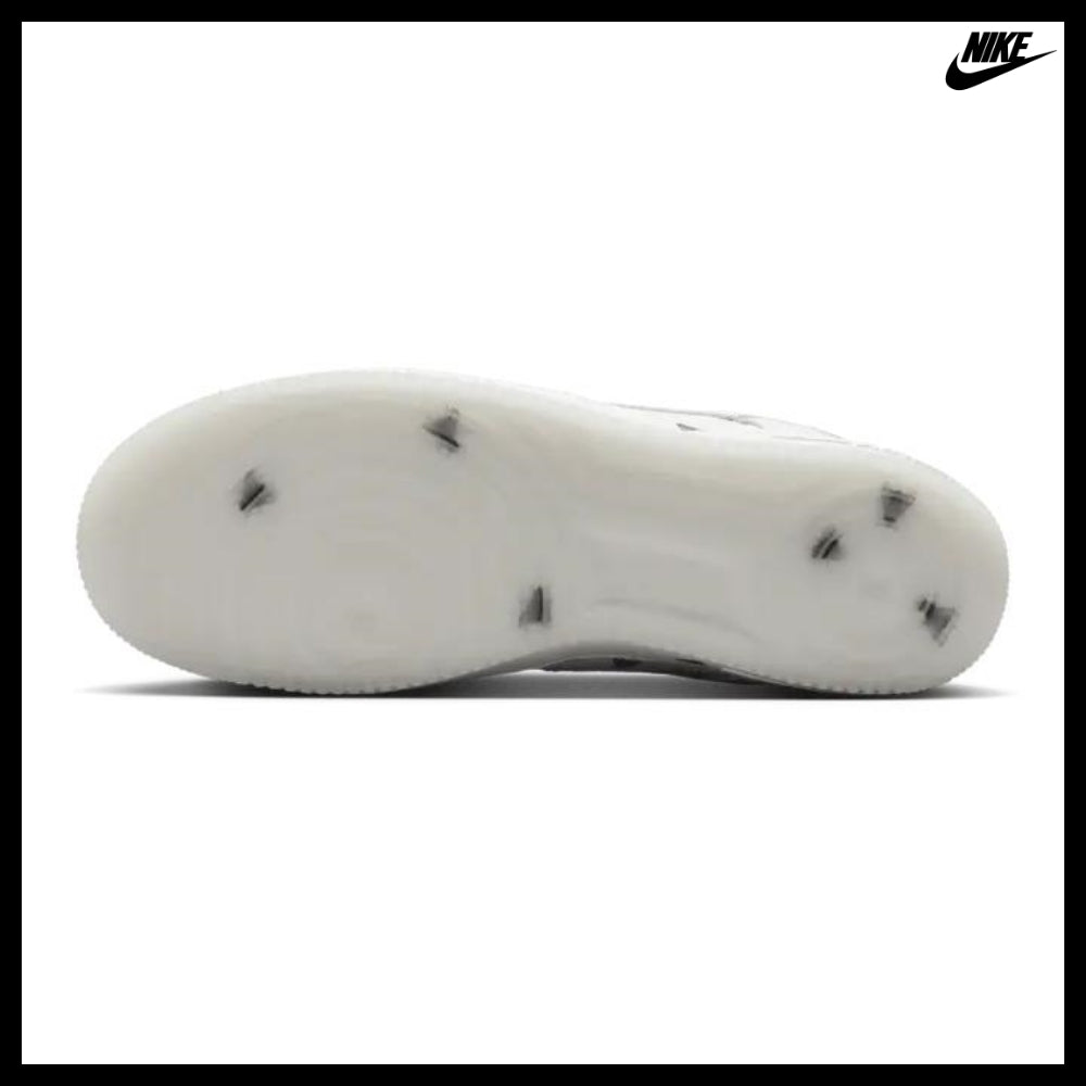 【NIKE】Air Force 1 Retro Summit White & Black