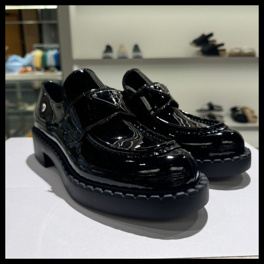 【PRADA】Chocolate Triangle Logo Brushed Leather Loafers