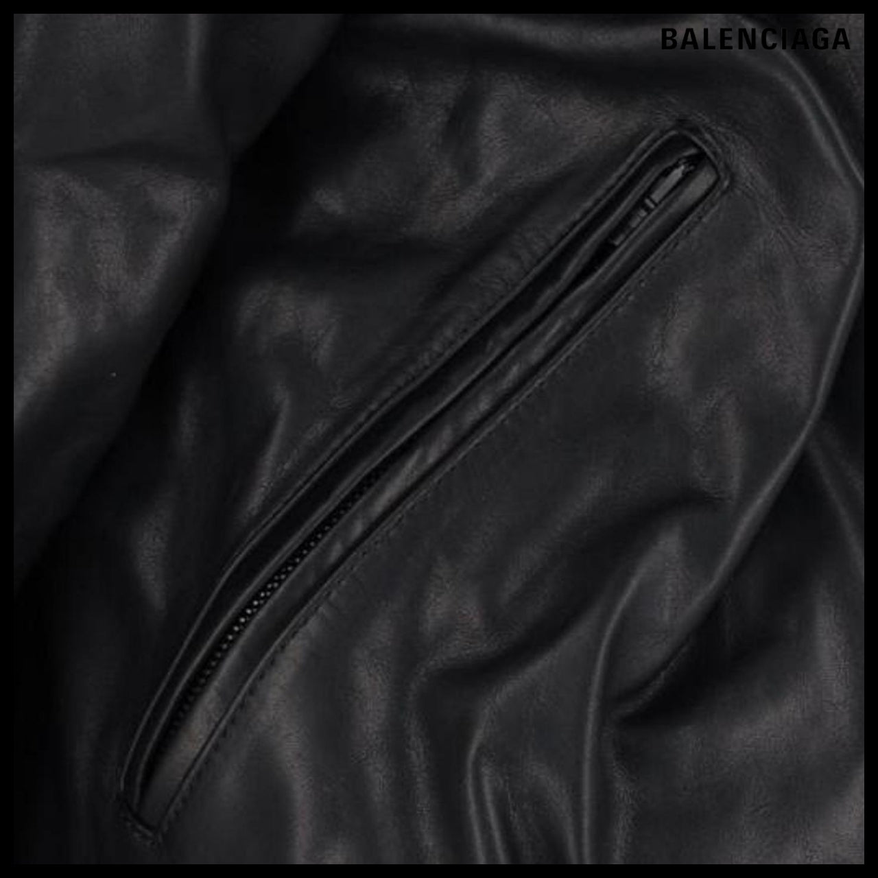 【BALENCIAGA】Off Shoulder Jacket in Black