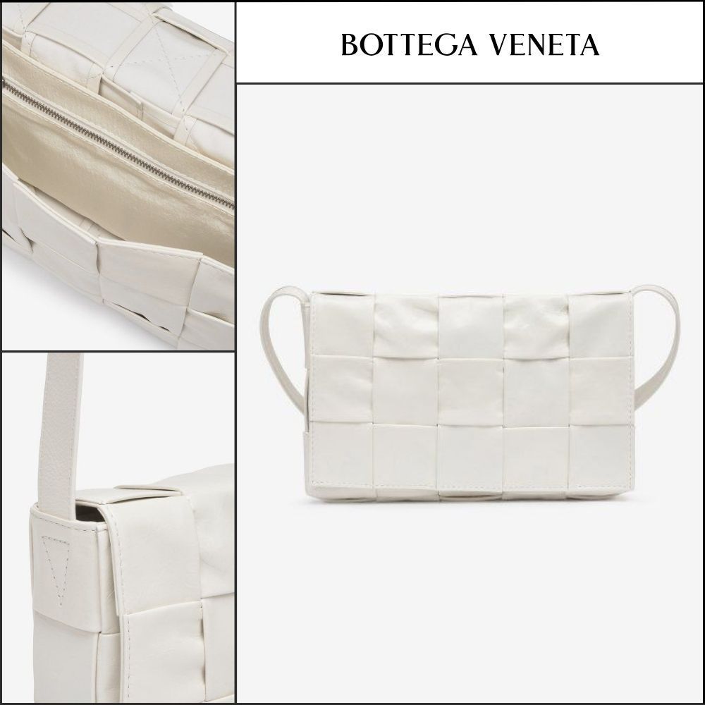 【BOTTEGA VENETA】Leather Cassette Bag White