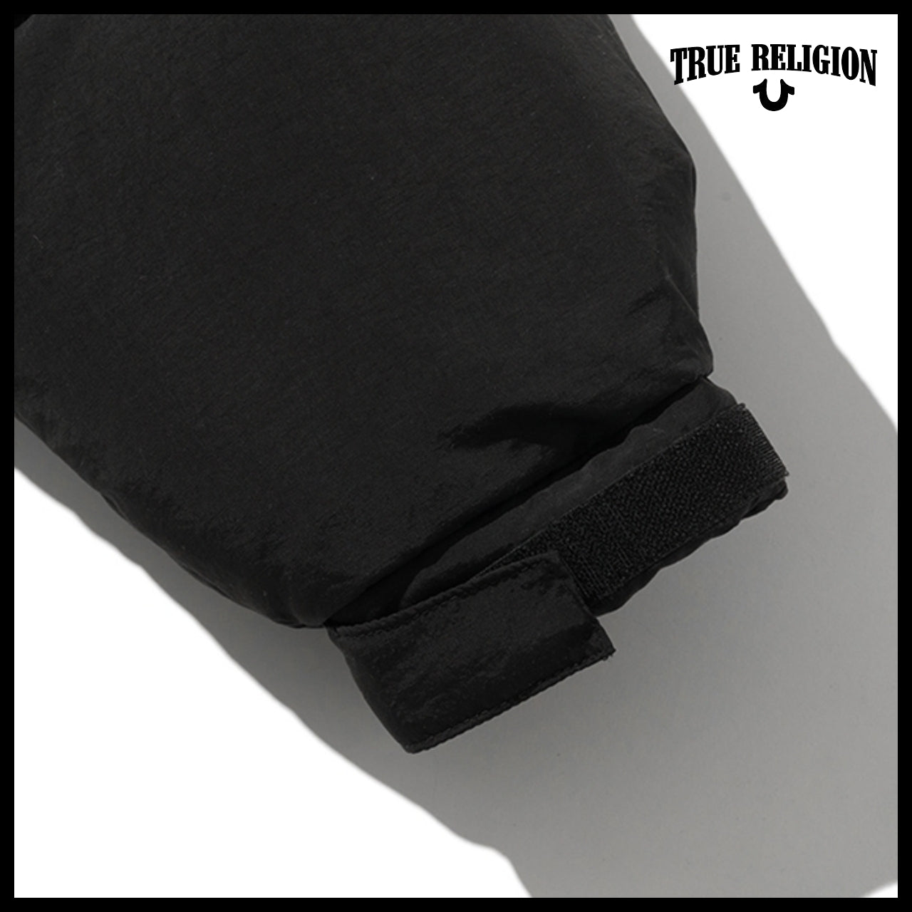 【TRUE RELIGION】I.V.A Puffer Down 2 Colors