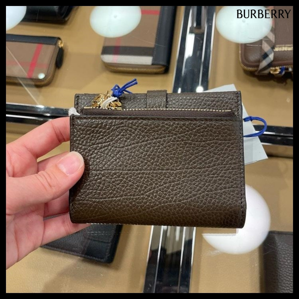 【Burberry】EDIE Grain Leather Bifold Card Holder EbonyBrown