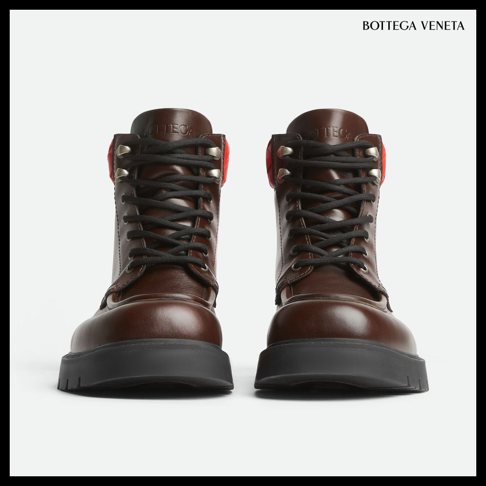 【BOTTEGA VENETA】Head Dog Lace-Up Ankle Boots