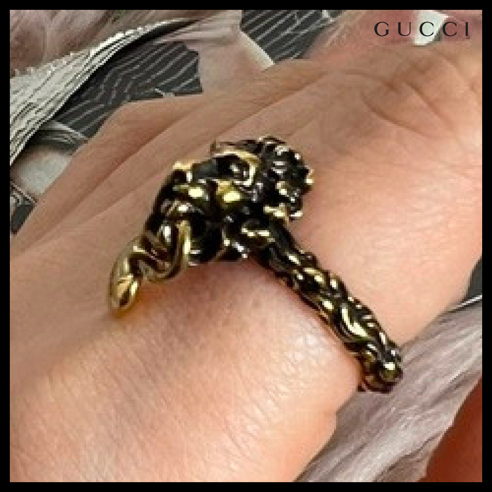 【GUCCI】Lion Head Heart Pendant Ring Gold