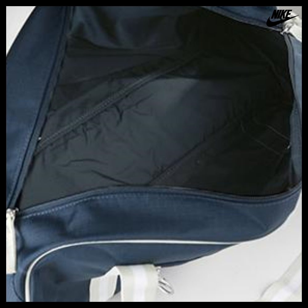 【NIKE】Women's Gym Club Retro Duffel Training Bag