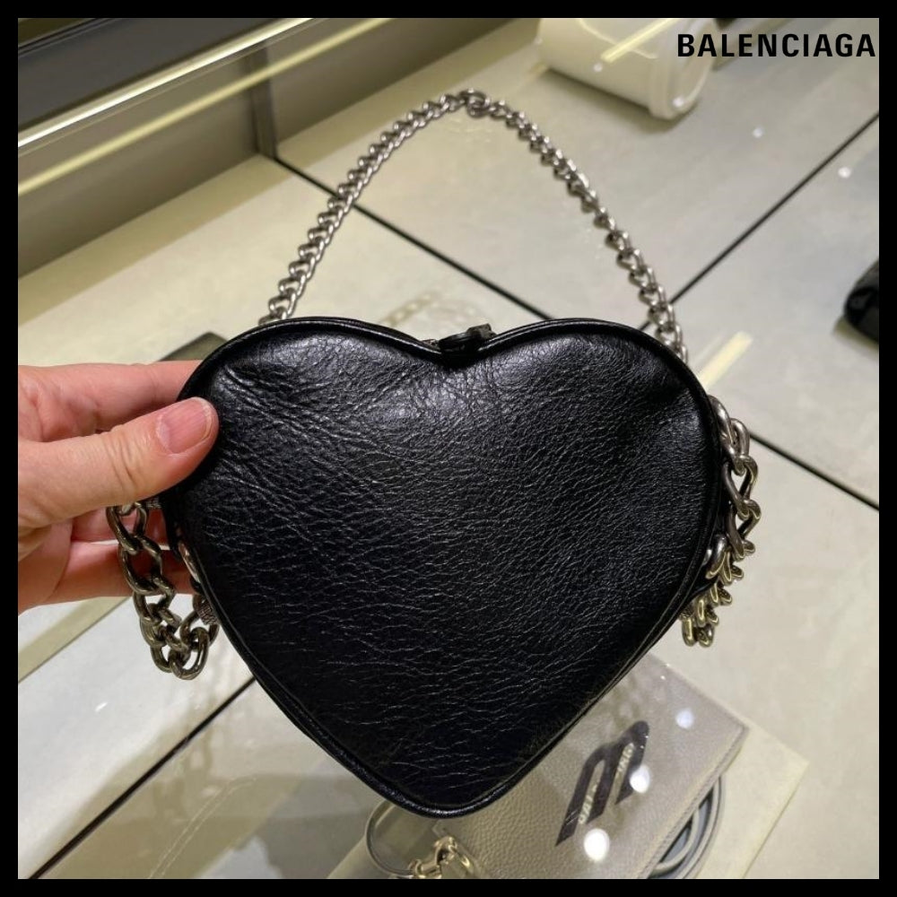 【BALENCIAGA】Le Cagole Heart Chain Mini Crossbody Bag Black