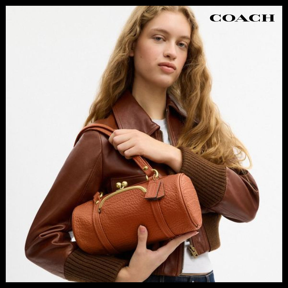 【COACH】Kisslock Barrel Bag 28