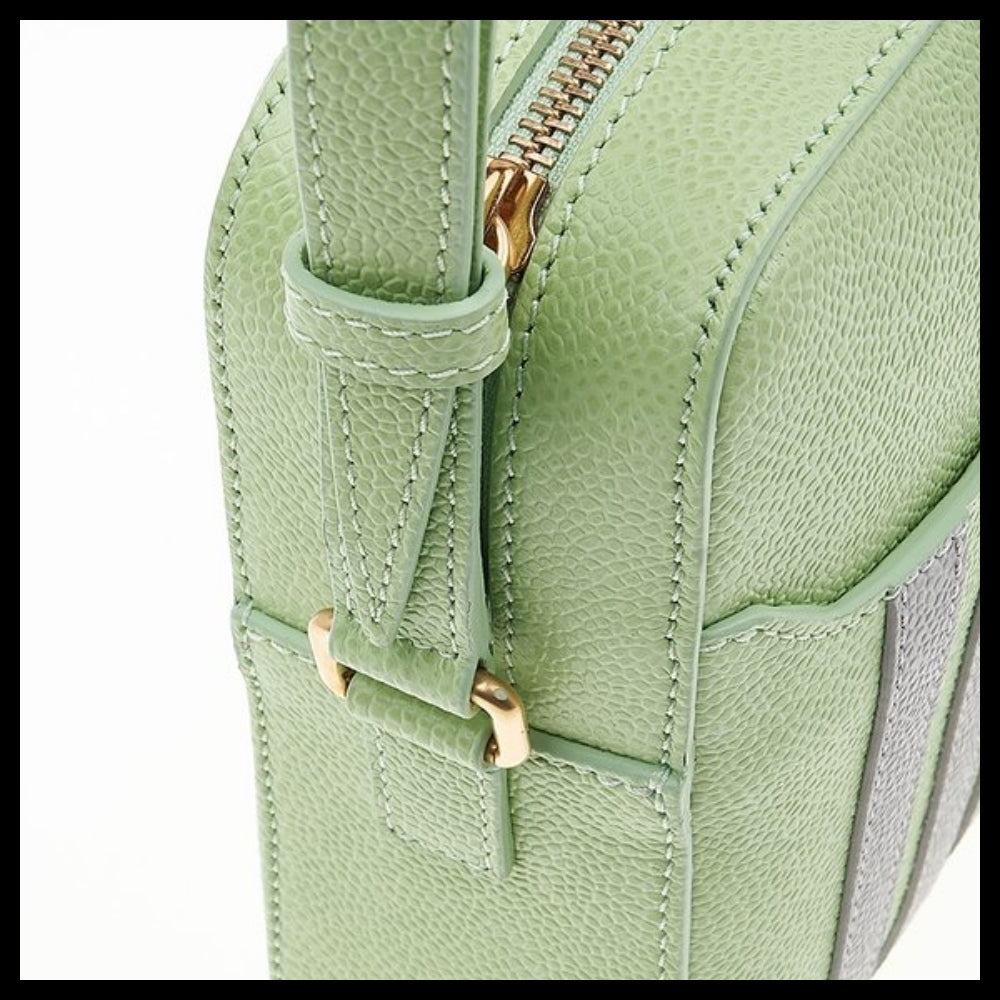 【THOM BROWNE】Men's Pebble Grain Madras Camera Bag