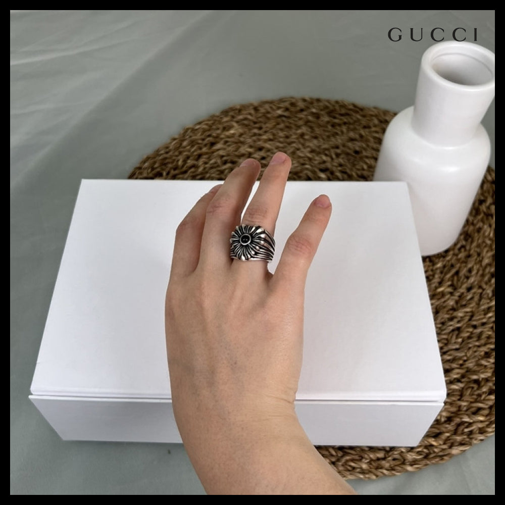 【GUCCI】Engraved Heart Sterling Ring Black