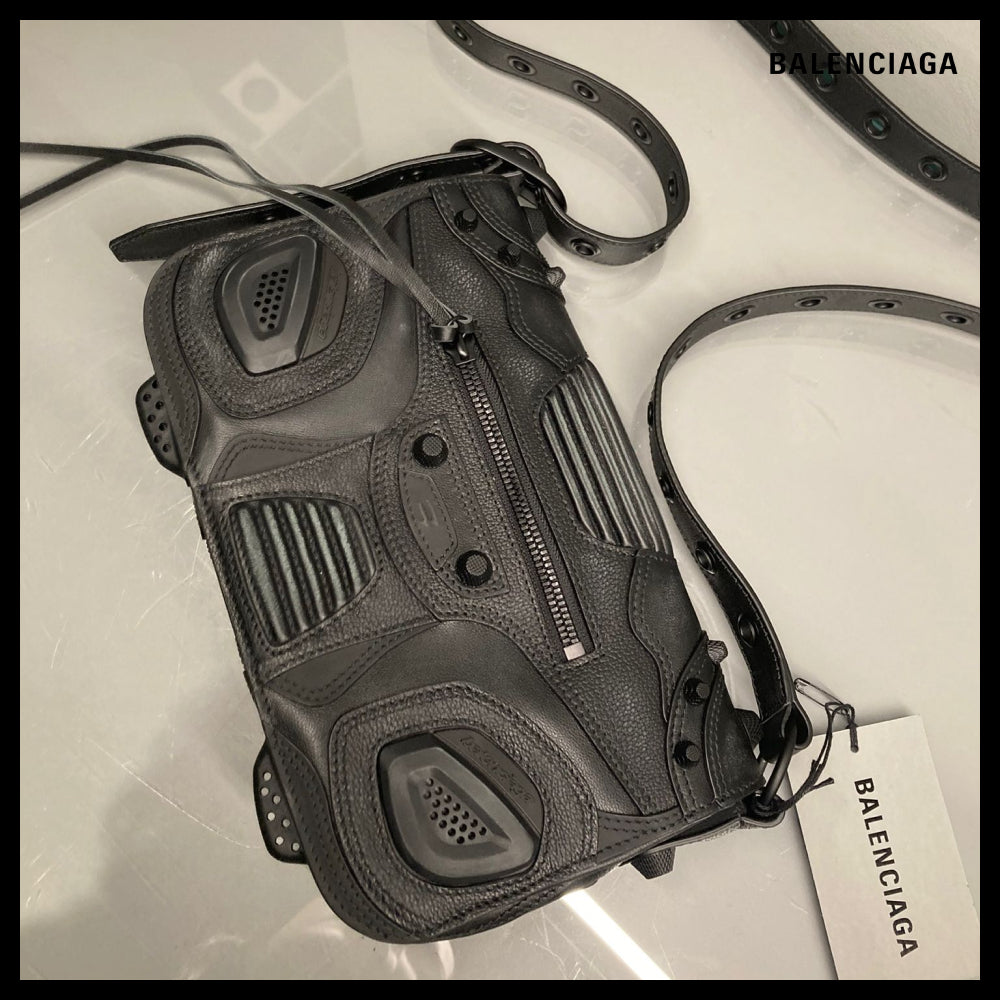 ★BALENCIAGAアウトレット セール ★Le Cargole Flap Bag XS