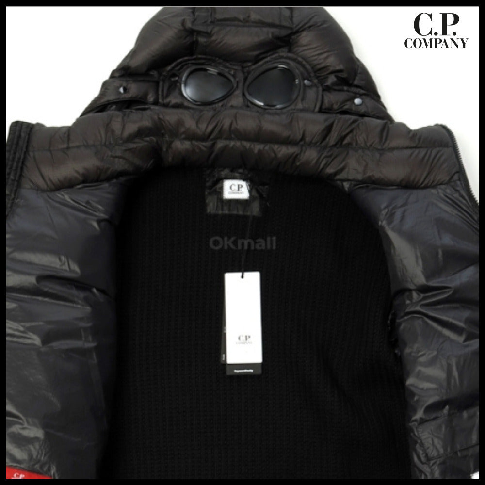 【CP COMPANY】 Extrafine Merino Wool Full Zip Goggle Sweater