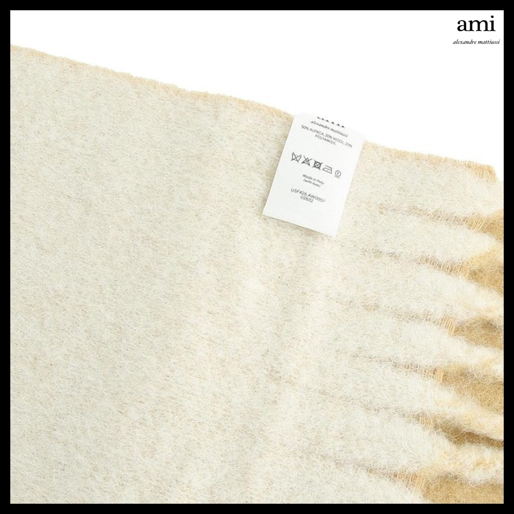 【 AMI PARIS 】 Neutral Sand Fringe Scarf