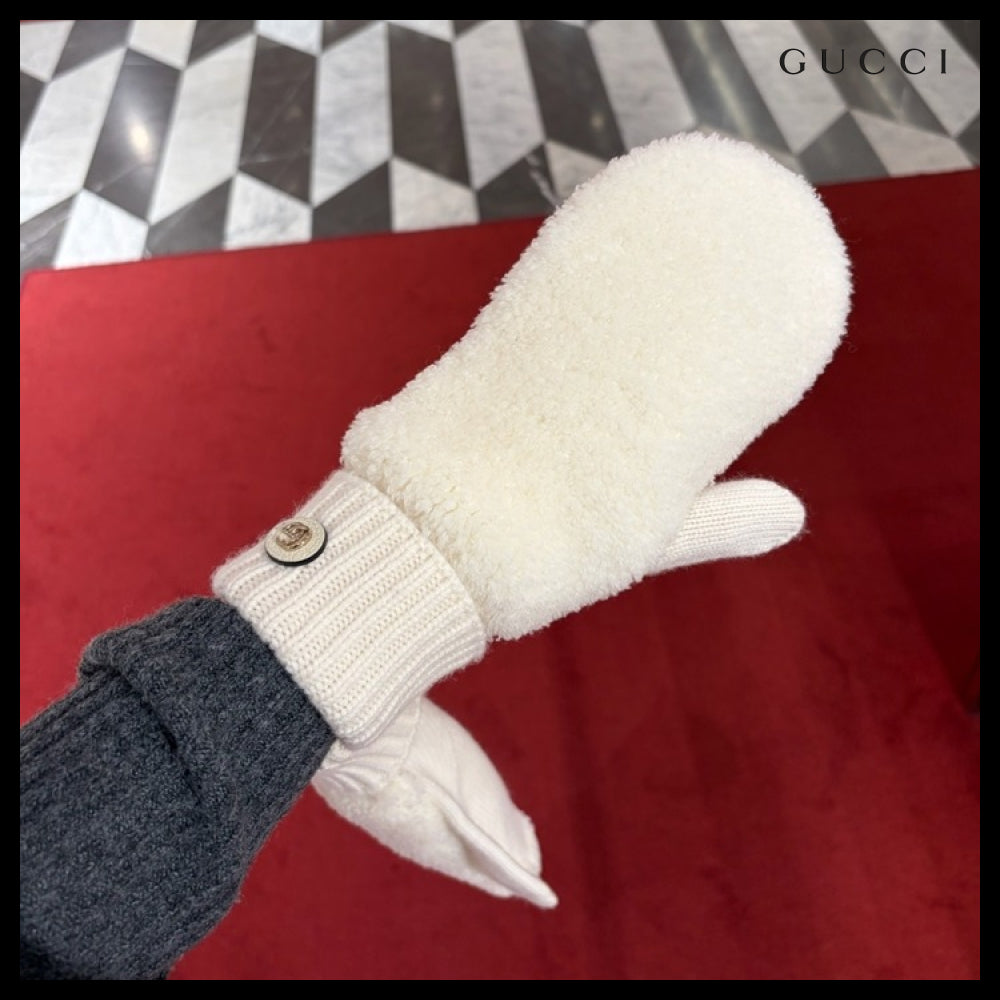 【GUCCI】GG Marmont Cashmere Knit Mittens White