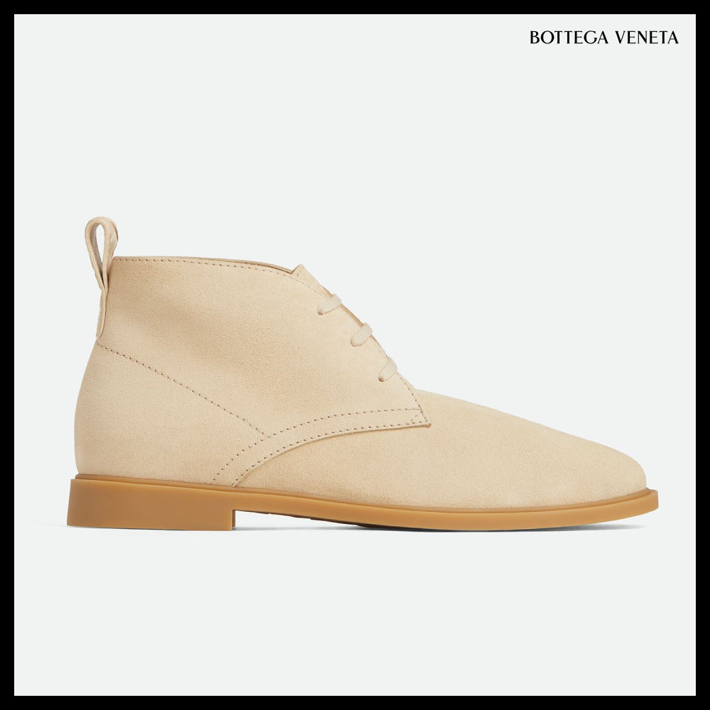 【BOTTEGA VENETA】Astaire Lace-Up Ankle Boots Tofu