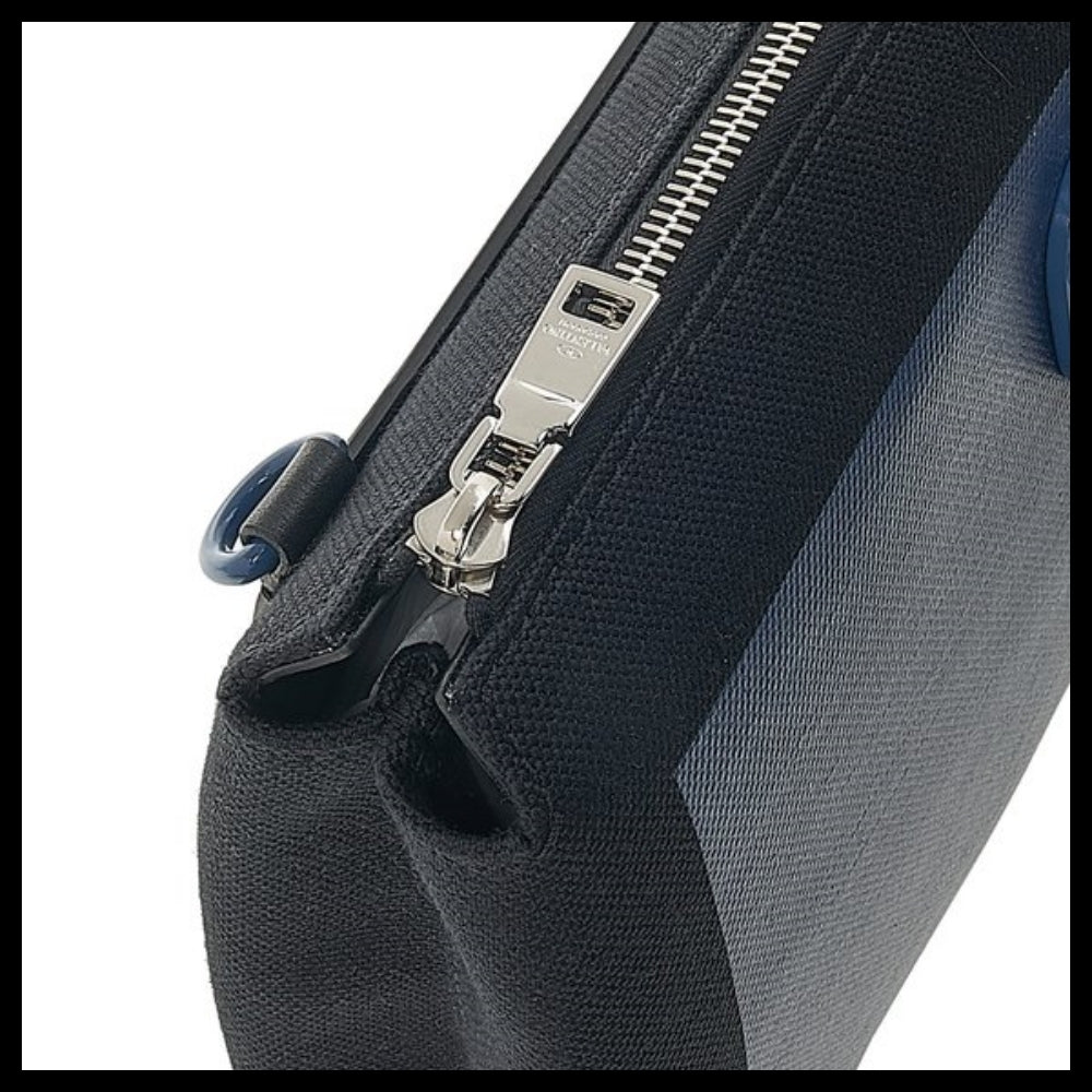 【VALENTINO】V Logo Fabric Shoulder Bag