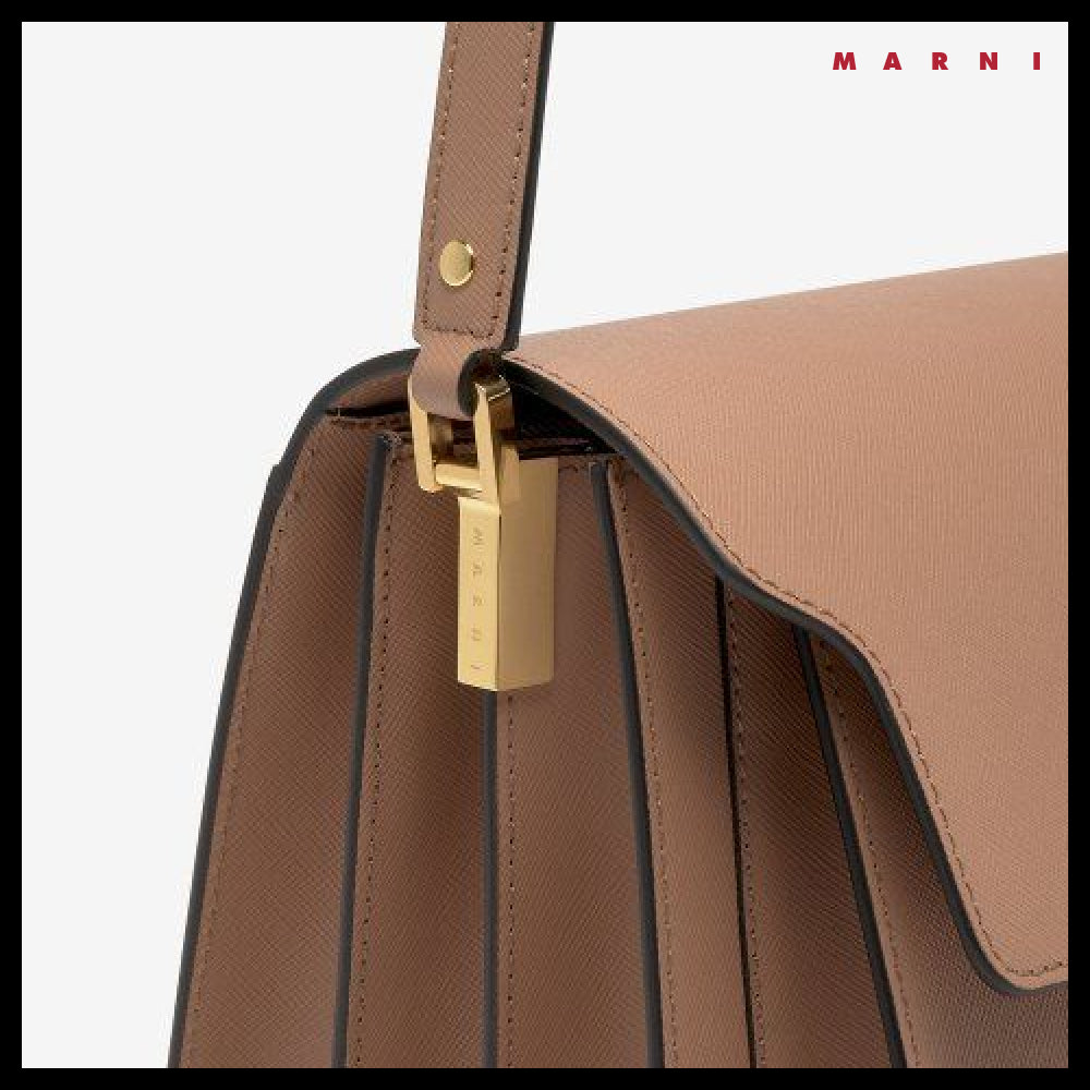 【MARNI】Medium Saffiano Trunk Shoulder Bag Brown Sugar