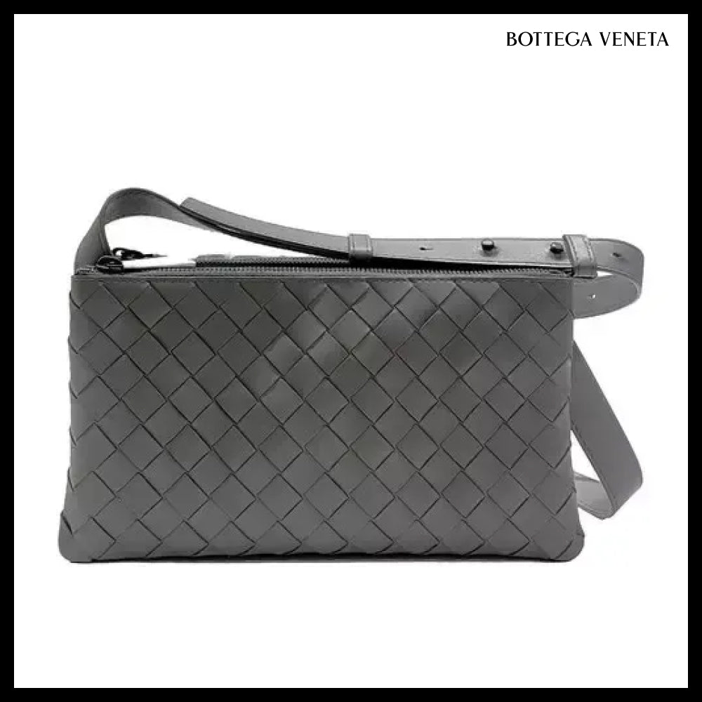 【Bottega Veneta】Intrecciato Messenger Bag Woven Luxury