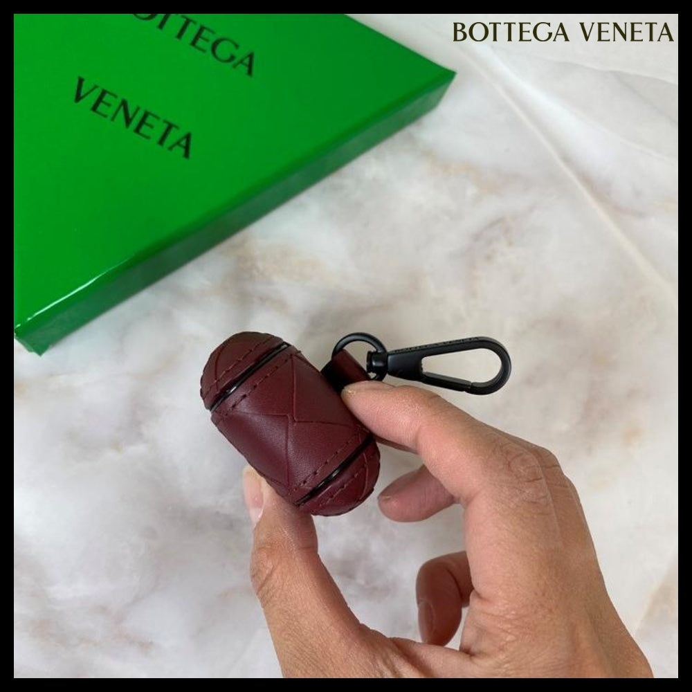 BOTTEGA VENETA Intrecciato AirPods Leather Case